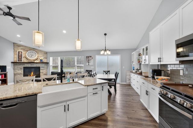 8495 Ridgeway COURT, Pleasant Prairie, WI 53158