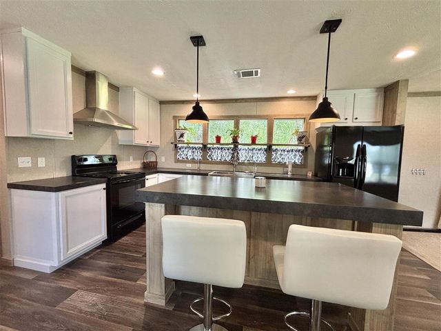 6031 Bayou Serpent Road, Lake Charles, LA 70615