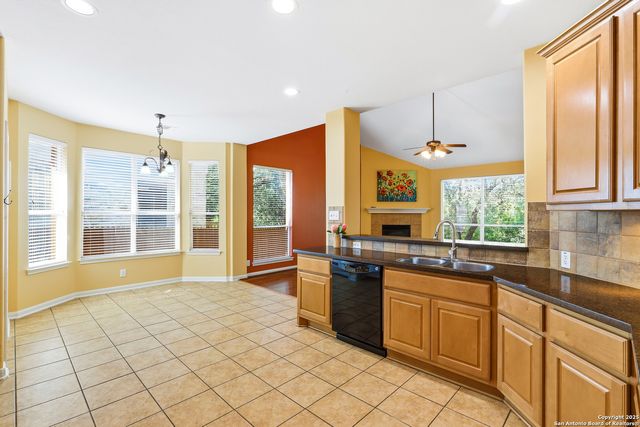 722 Aster Trail, San Antonio, TX 78256