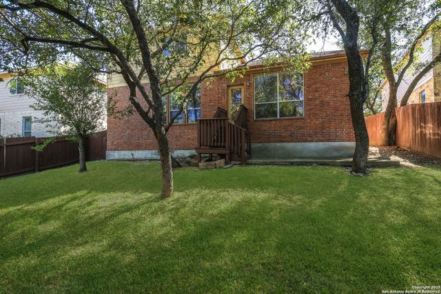 722 Aster Trail, San Antonio, TX 78256