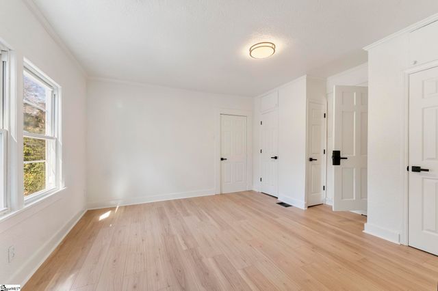 2305 W North Avenue, Anderson, SC 29625