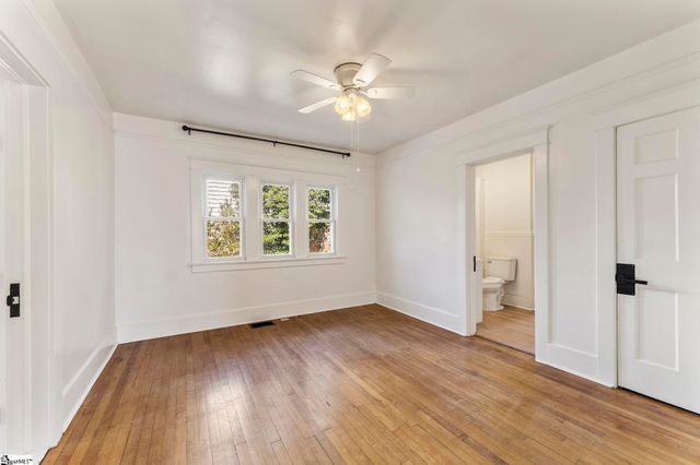 2305 W North Avenue, Anderson, SC 29625