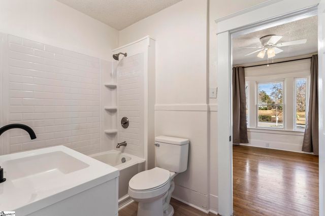 2305 W North Avenue, Anderson, SC 29625