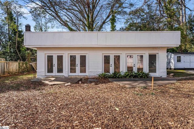 2305 W North Avenue, Anderson, SC 29625