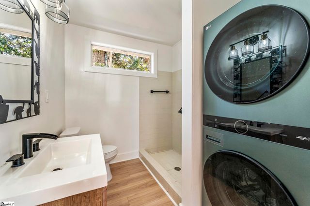 2305 W North Avenue, Anderson, SC 29625