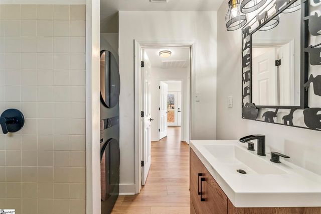 2305 W North Avenue, Anderson, SC 29625