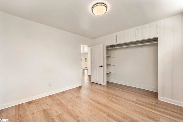 2305 W North Avenue, Anderson, SC 29625