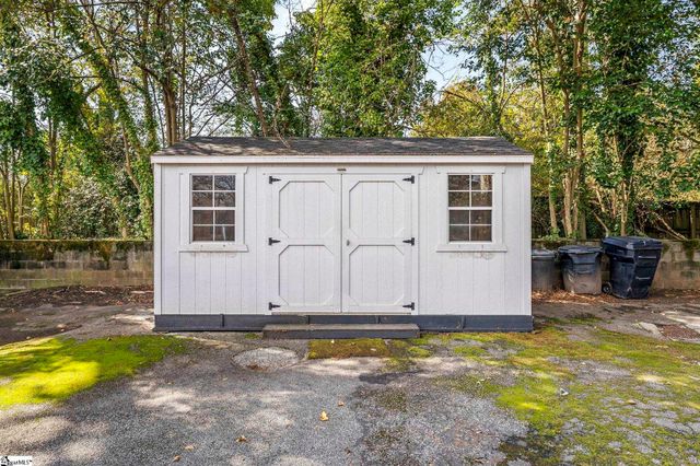 2305 W North Avenue, Anderson, SC 29625