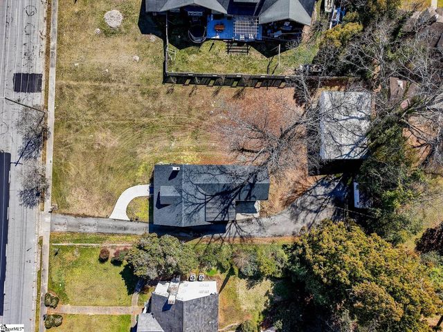 2305 W North Avenue, Anderson, SC 29625