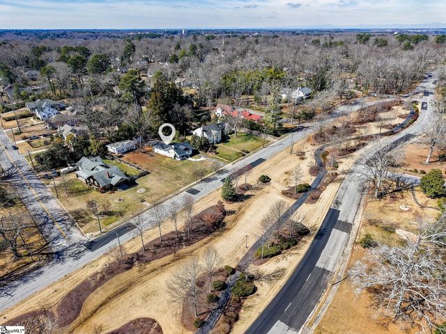 2305 W North Avenue, Anderson, SC 29625