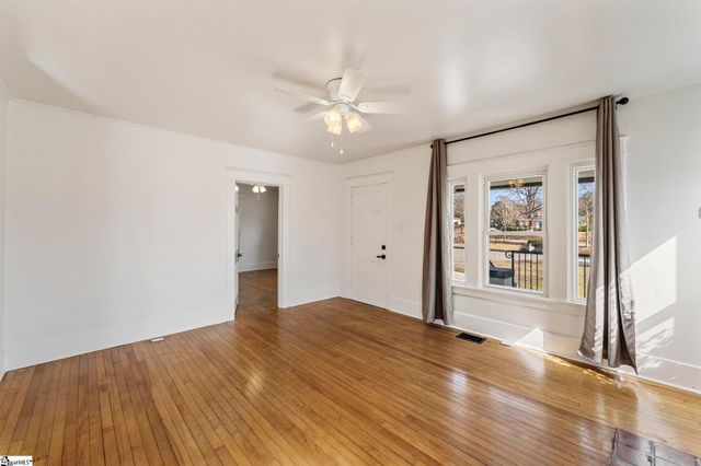 2305 W North Avenue, Anderson, SC 29625