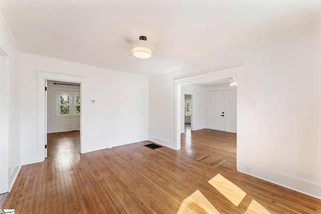 2305 W North Avenue, Anderson, SC 29625