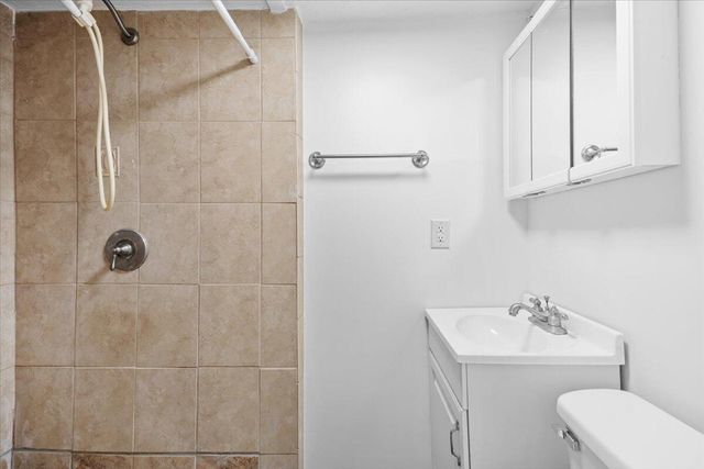 714 E Williams Avenue, Crestview, FL 32539