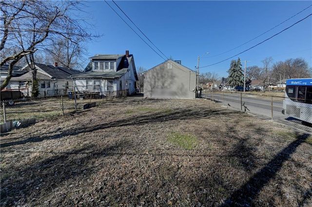 2301 Drury Avenue, Kansas City, MO 64127