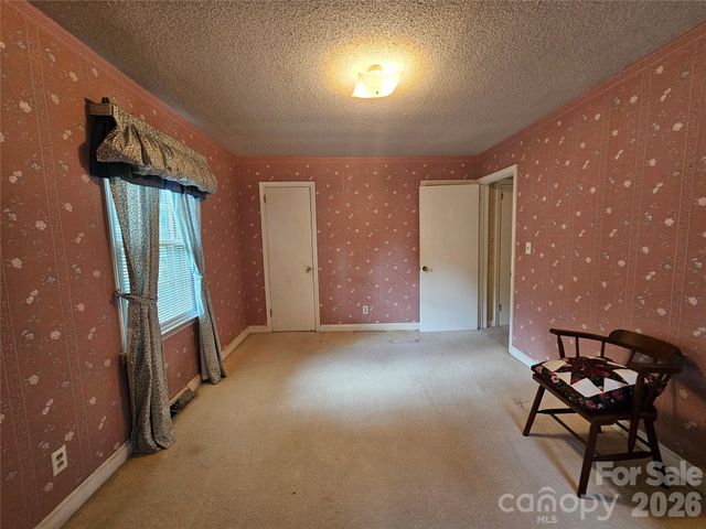 331 Woodside Drive, Shelby, NC 28150