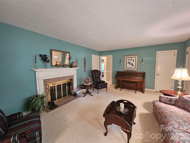 331 Woodside Drive, Shelby, NC 28150