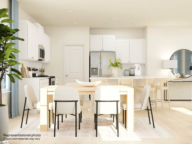 129 Farmwell Drive, Woodruff, SC 29388