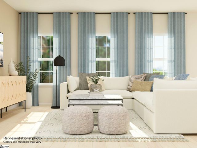 129 Farmwell Drive, Woodruff, SC 29388