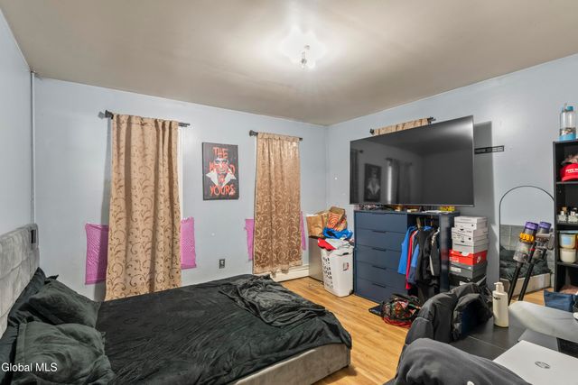 1066-1068 Hegeman Street, Schenectady, NY 12306