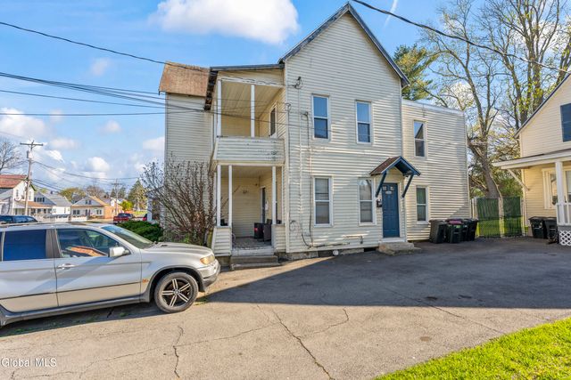1066-1068 Hegeman Street, Schenectady, NY 12306