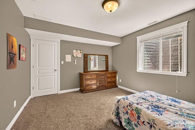 212 Calistoga Drive, Idaho Falls, ID 83404