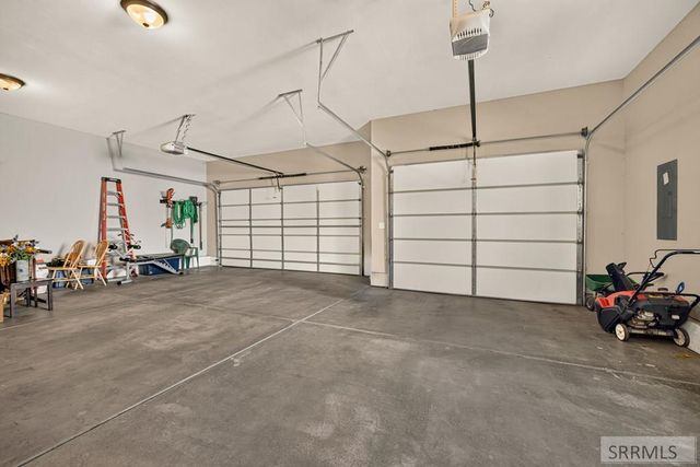 212 Calistoga Drive, Idaho Falls, ID 83404