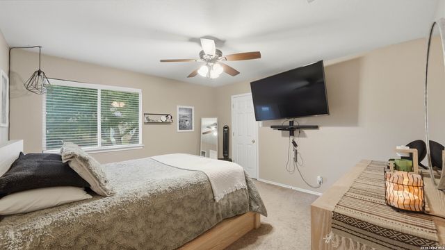 736 San Luis, New Braunfels, TX 78132