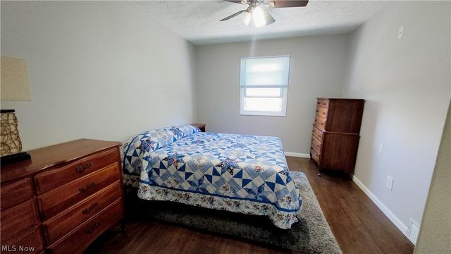 13299 Carnation Avenue NW, Hartville, OH 44632