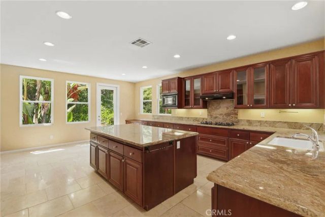 1014 Skyline Place, San Marcos, CA 92078