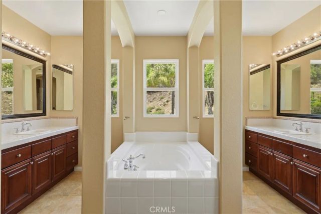 1014 Skyline Place, San Marcos, CA 92078