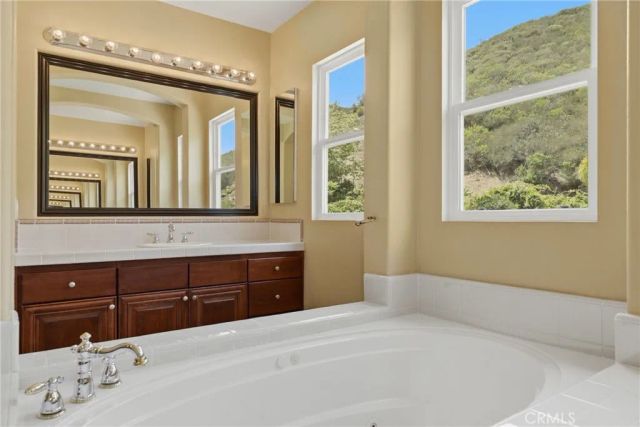 1014 Skyline Place, San Marcos, CA 92078