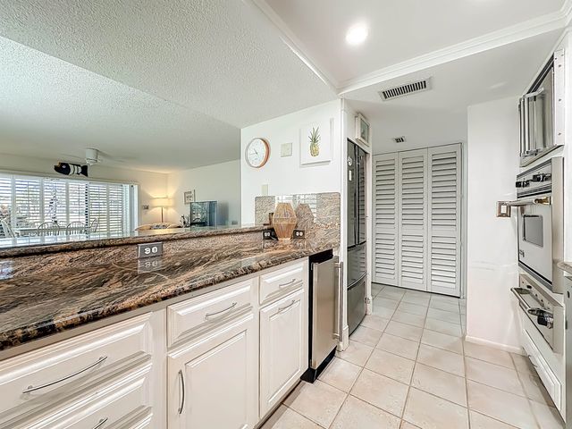 51 Village Del Lago Cir, St Augustine, FL 32080