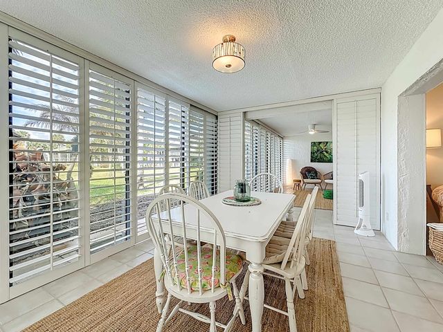 51 Village Del Lago Cir, St Augustine, FL 32080