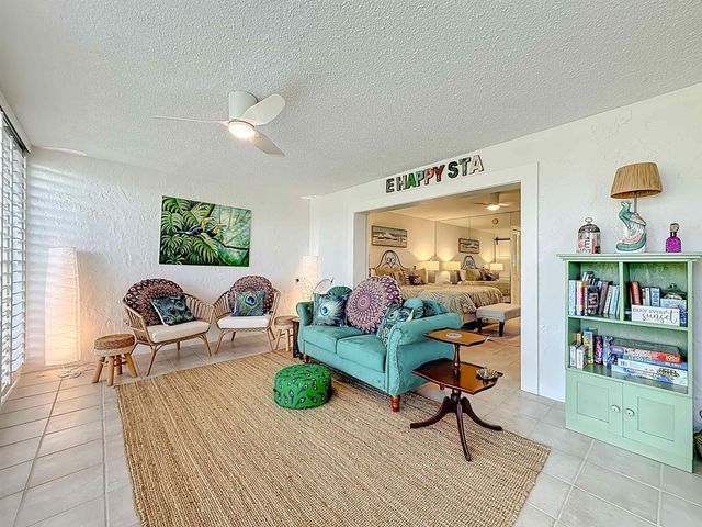 51 Village Del Lago Cir, St Augustine, FL 32080