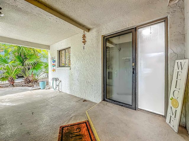 51 Village Del Lago Cir, St Augustine, FL 32080