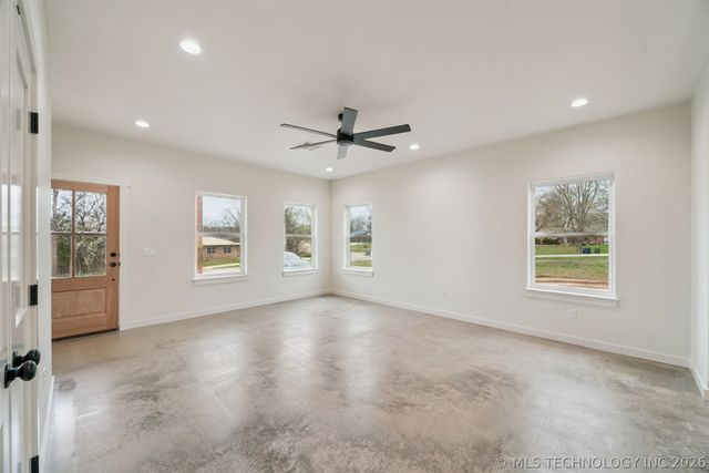 1417 E Scenic Bluff, Cleveland, OK 74020