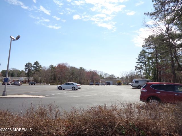 94 A Fairway Lane, Whiting, NJ 08759