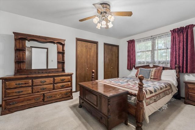 24821 S Michaels Street, Crete, IL 60417