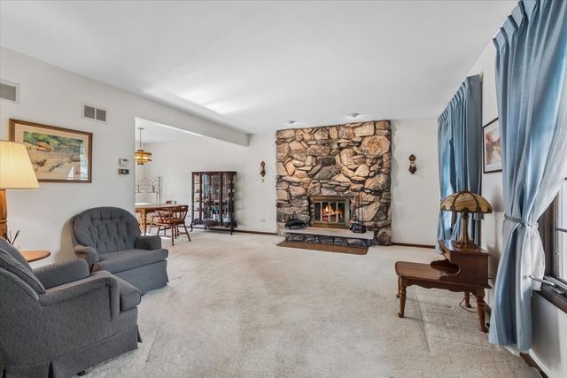 24821 S Michaels Street, Crete, IL 60417
