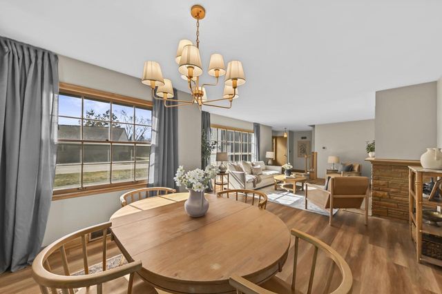 8766 Parkview COURT, Wauwatosa, WI 53226