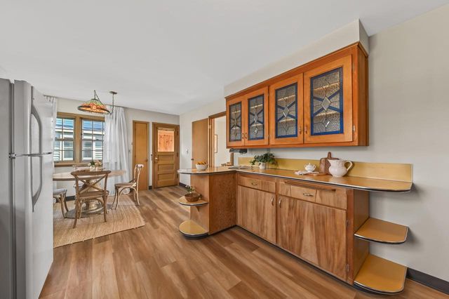 8766 Parkview COURT, Wauwatosa, WI 53226