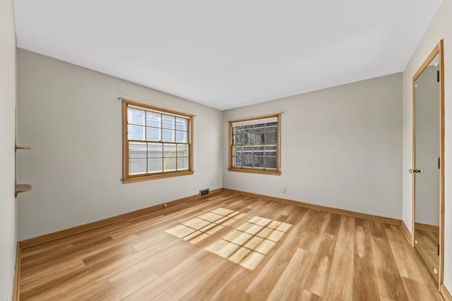 8766 Parkview COURT, Wauwatosa, WI 53226