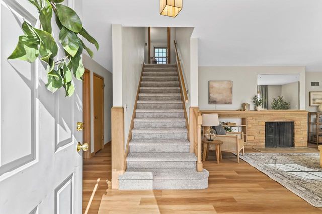 8766 Parkview COURT, Wauwatosa, WI 53226