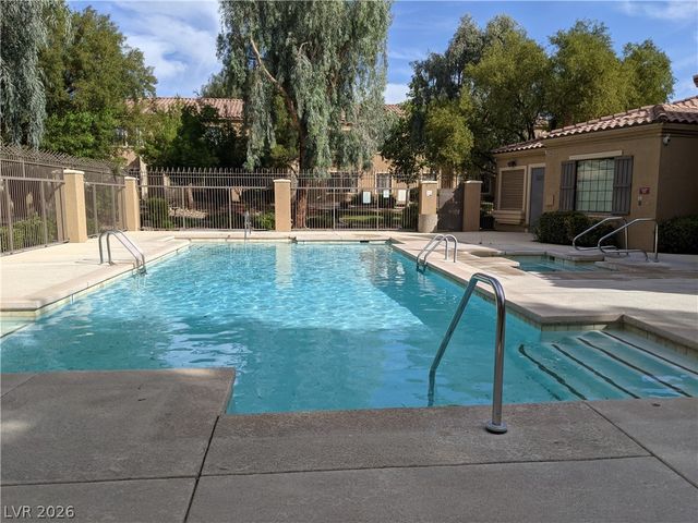 2010 Rancho Lake Drive 205, Las Vegas, NV 89108
