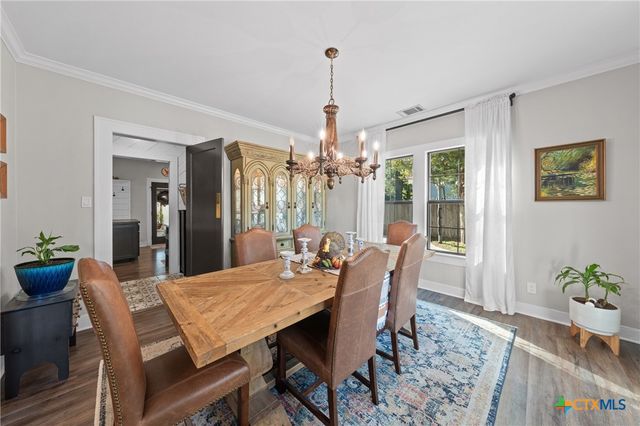 1005 E 14th Street, Cameron, TX 76520