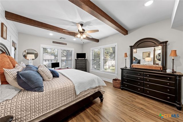 1005 E 14th Street, Cameron, TX 76520