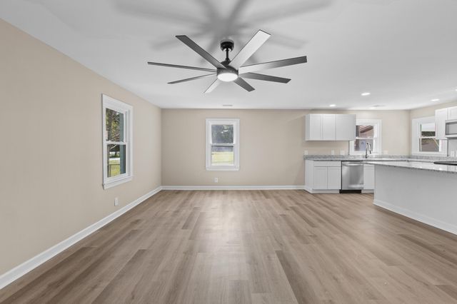 5253 Jefferies Highway, Walterboro, SC 29488