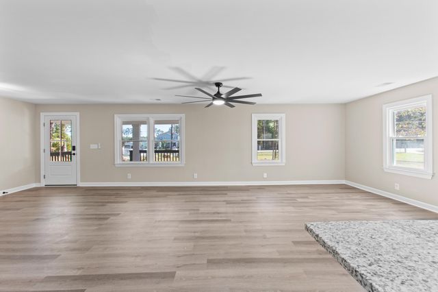 5253 Jefferies Highway, Walterboro, SC 29488