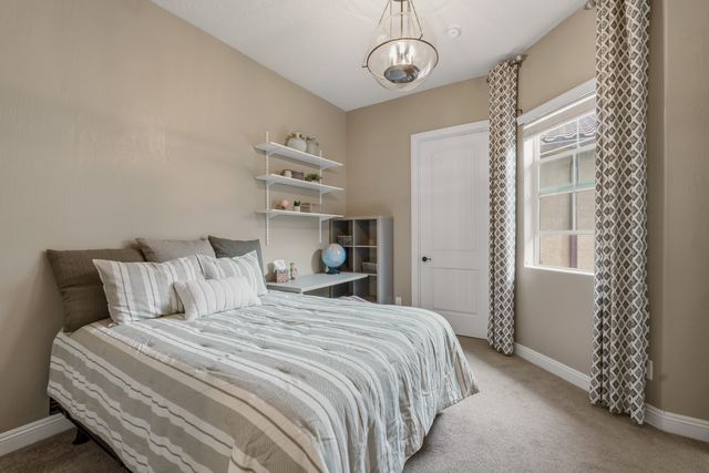 4687 Las Plazuelas, Santa Fe, NM 87507