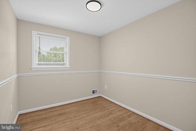 6720 BRIARCLIFF DR, Clinton, MD 20735